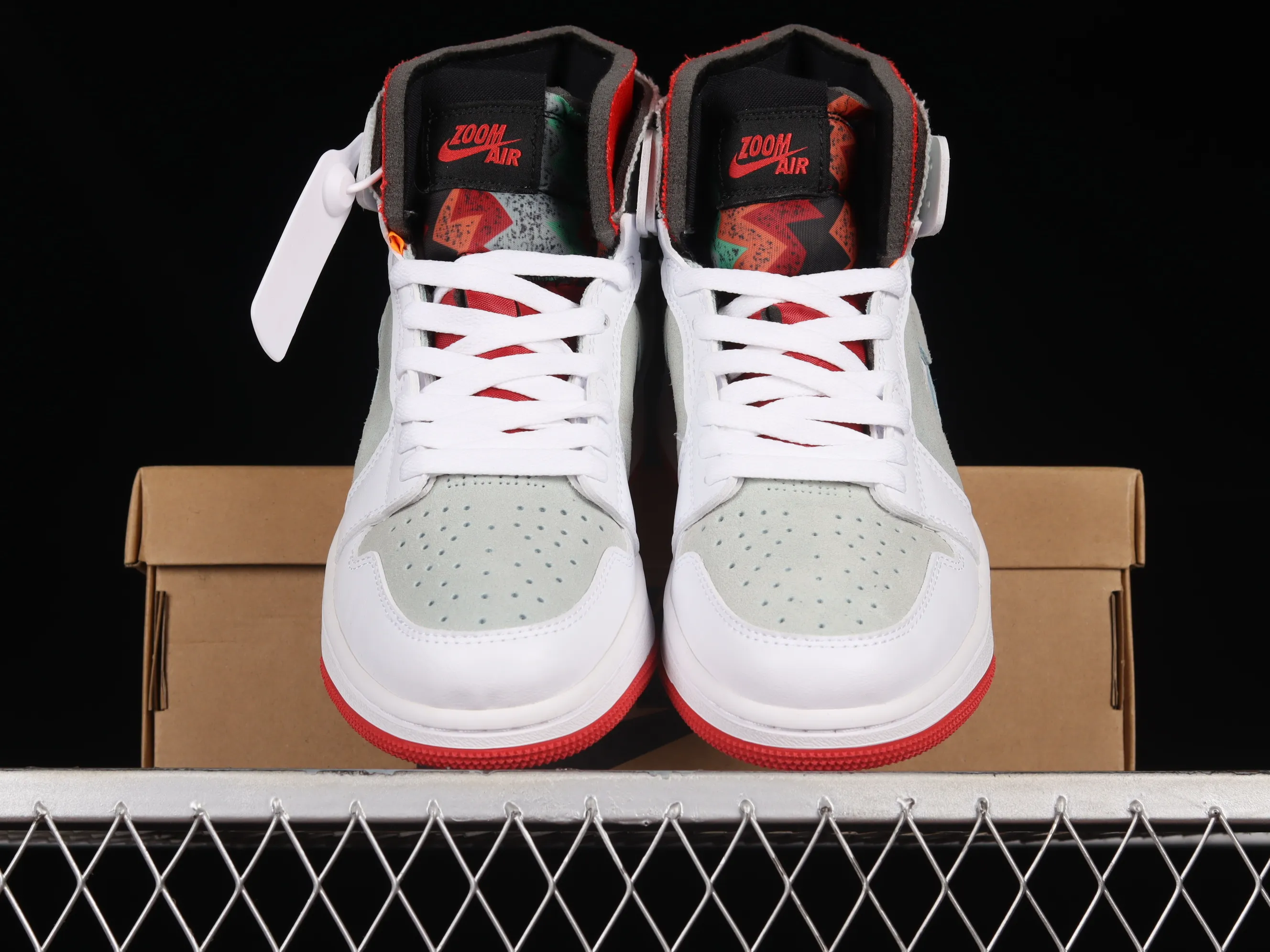 All categories Air Jordan Jordan series basketball shoes Air Jordan 1 High Air Jordan 1 Zoom CMFT AJ1 Joe 1 white and green color matching CT0978-100